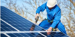 Installation Maintenance Panneaux Solaires Photovoltaïques à Lespignan
